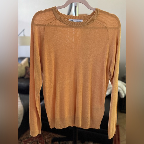 Zara Sweaters - Zara Lightweight Sweater / Gold / Size Medium